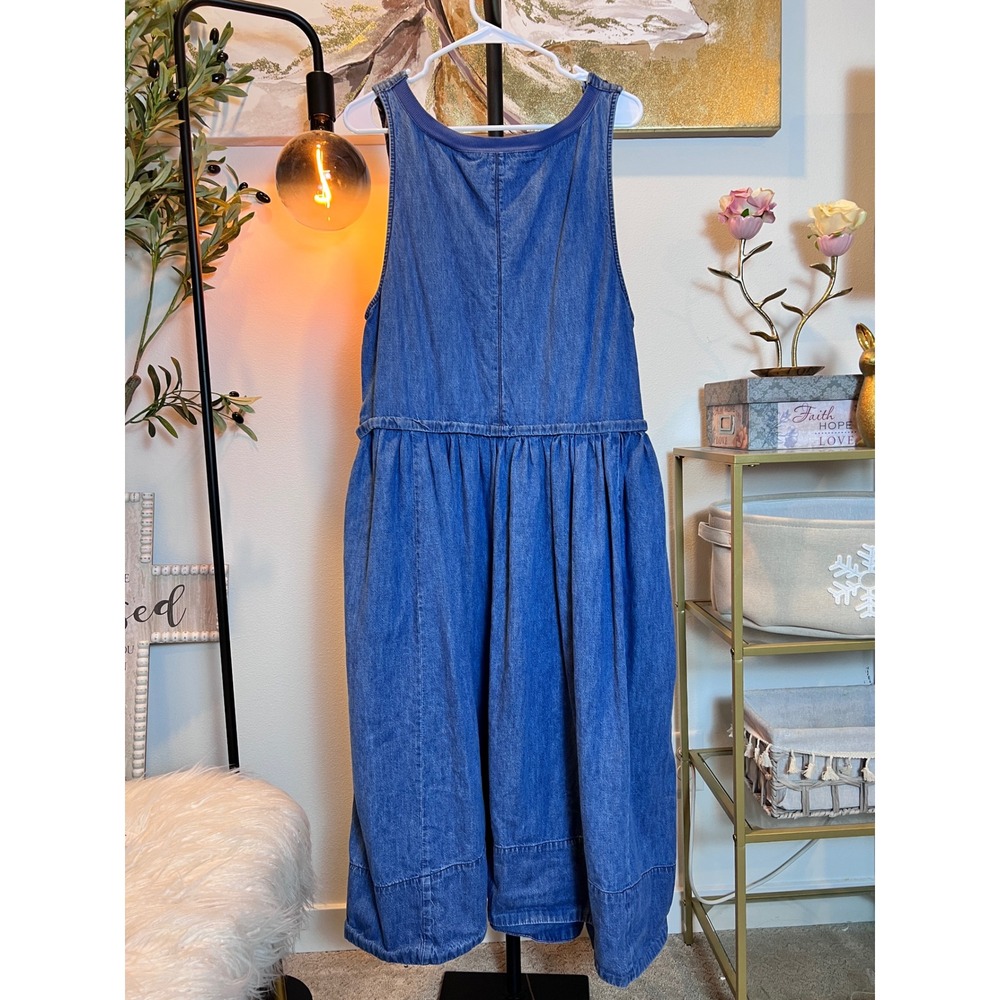 Free People Denim Midi Dress Medium Blue Scoop Neck Sleeveless Pocketed Boho M - Picture 2 of 7